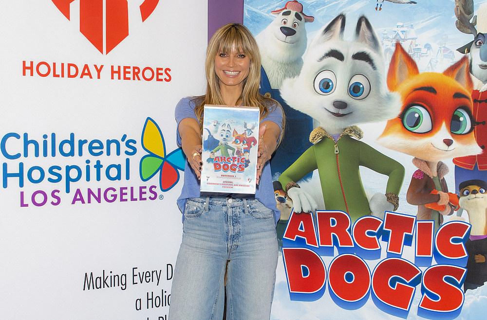 Heidi Klum Brings Entertainment Studios' "Arctic Dogs" Movie Preview to Children's Hospital Los Angeles With Partner Holiday Heroes - in Theaters November 1st